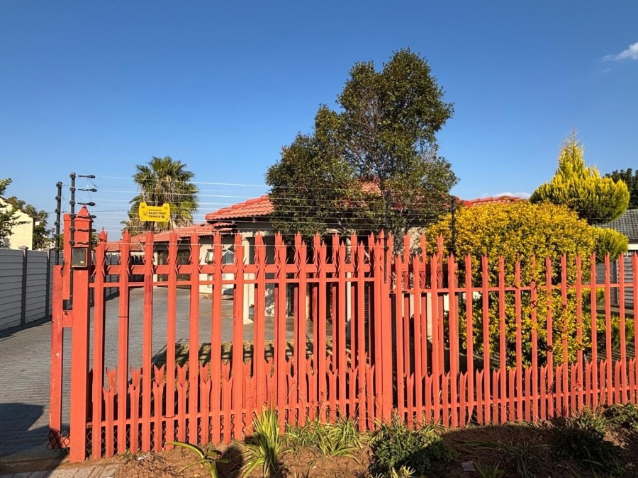 3 Bedroom Property for Sale in Mogwase North West